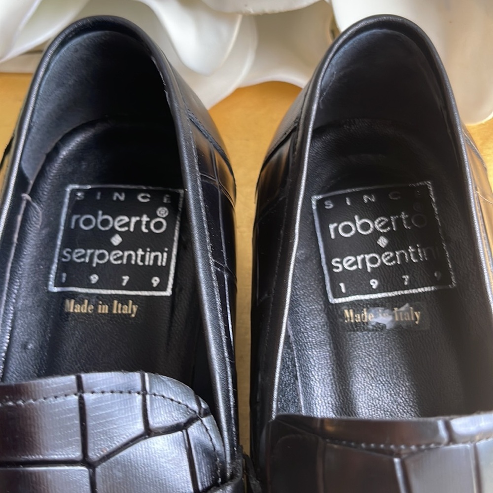 Roberto Serpentini Croc-Embossed Black Leather Loafers | Hardly Worn Once - Picture 10 of 16